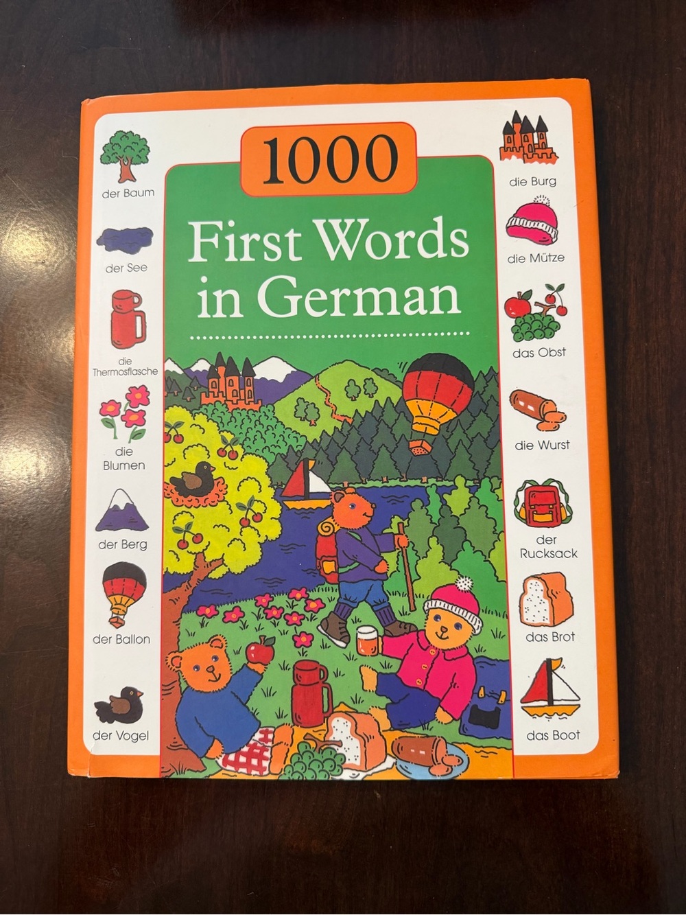1000 First Words in German - Children's Learning Book. Hardback Book
